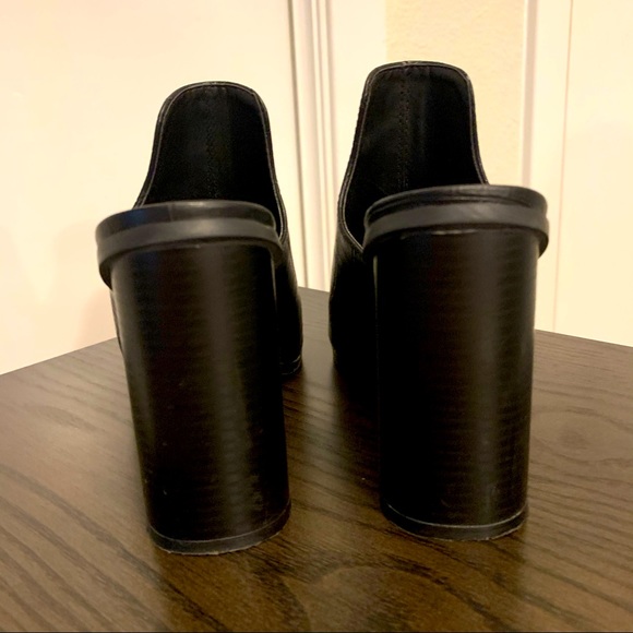 Seven7 Black Faux Crocodile Clog Mules - Picture 3 of 6